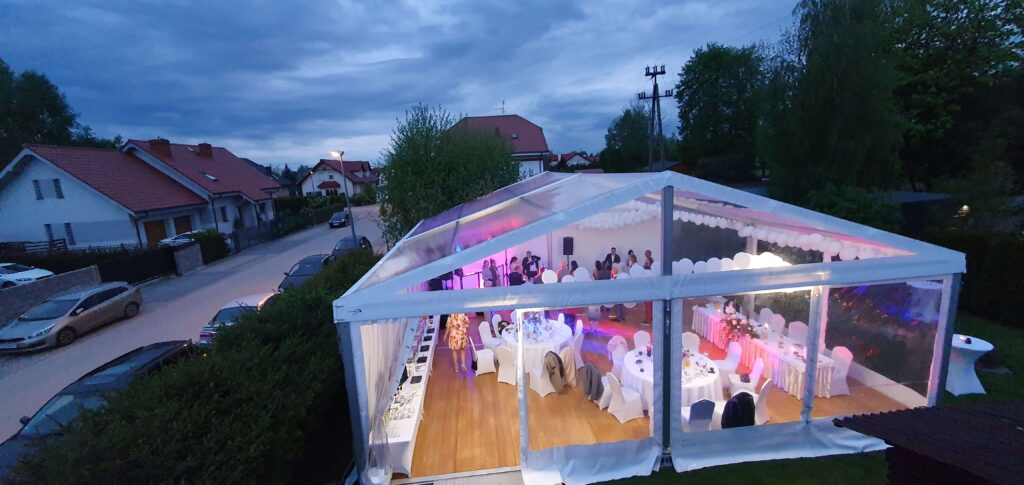 Wynajem mebli eventowych