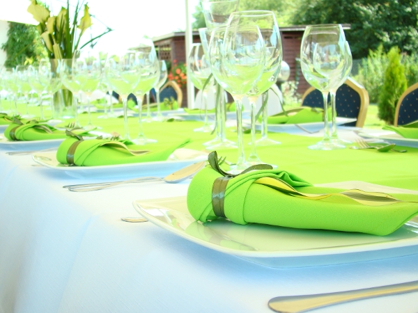 Wynajem naczyń i sztućców