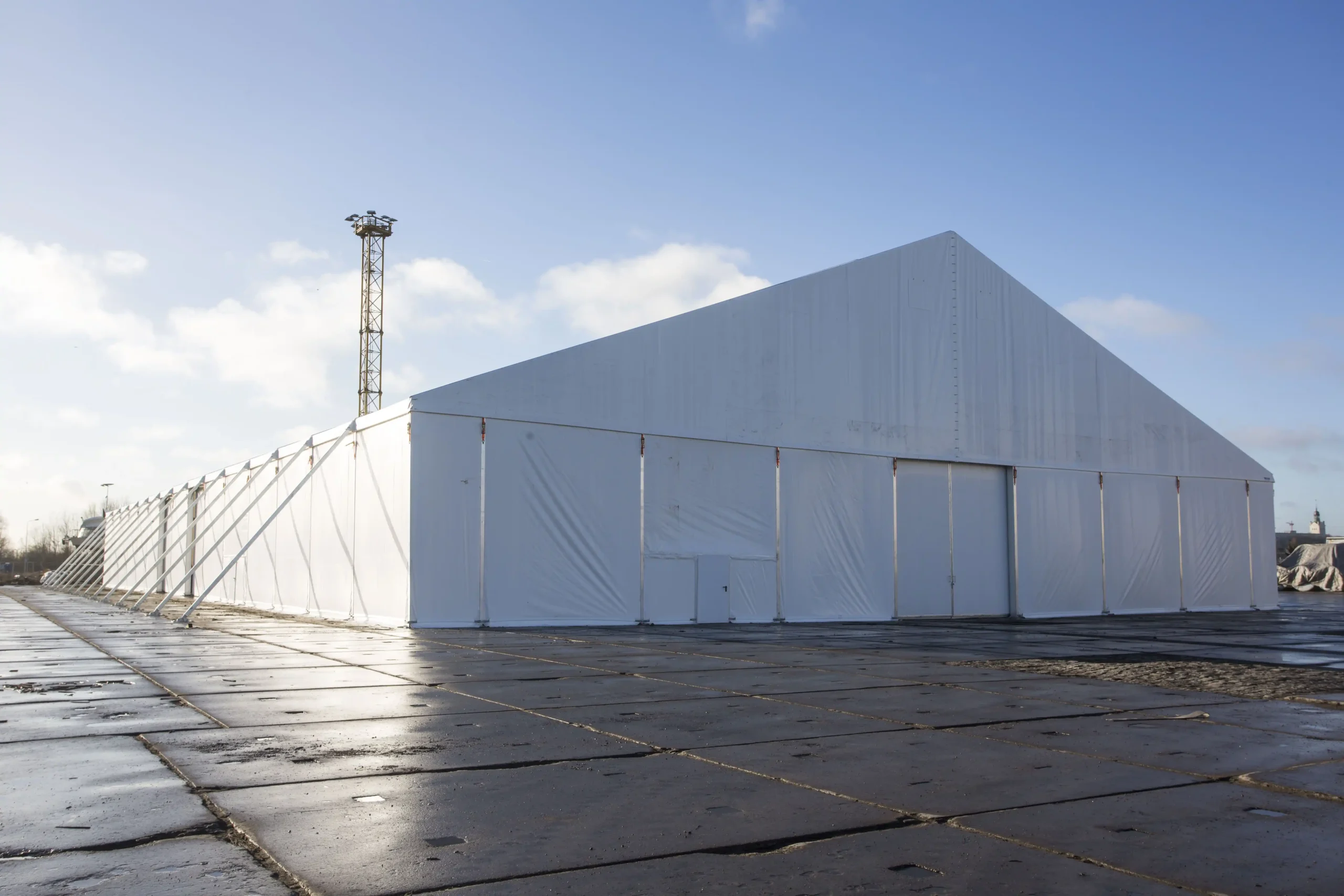 Namioty wielkogabarytowe