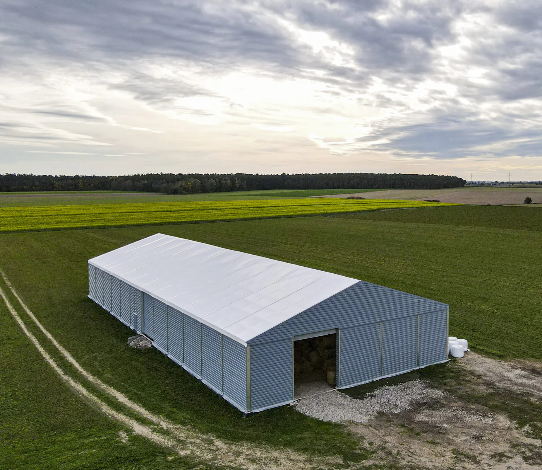 Namioty wielkogabarytowe